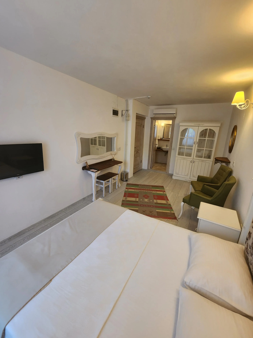Tarcin Alacati Otel - Adults Only
