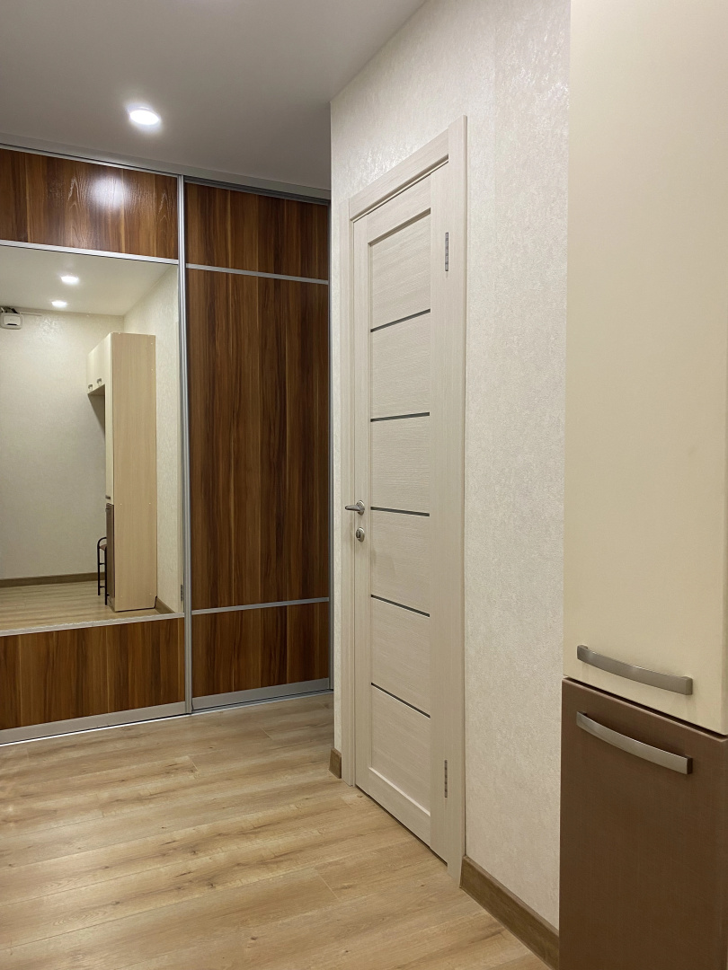 Квартира Усова 37