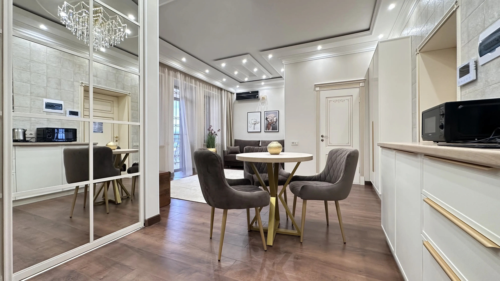 Апартаменты на Пятигорской 24