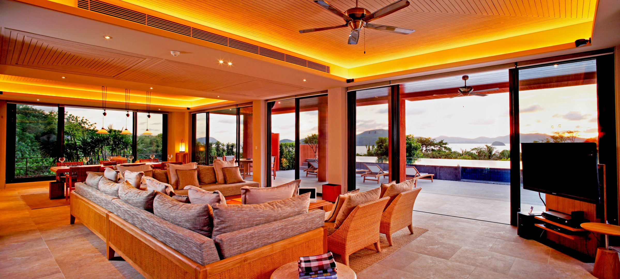 Sri Panwa Phuket Luxury Pool Villa Hotel