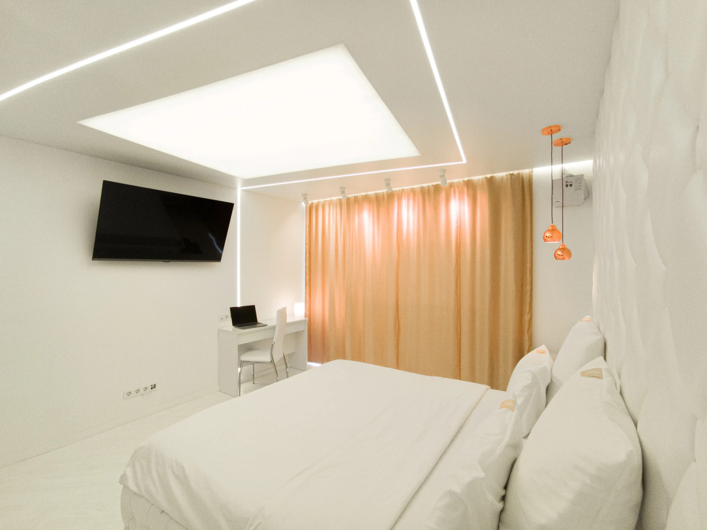 Апартаменты 18 этаж,студия 36кв.м,джакузи,балкон,вид на Волгу,новый дом,самый центр,вокзал пешком