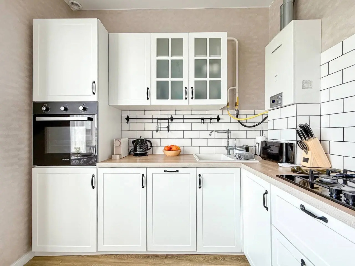 Квартира В Центре Города с Видом на Горы и Море — Как Дома, Tепло и Уютно!