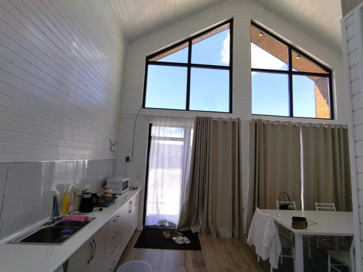 Гостевой дом Барнхаус Каракол