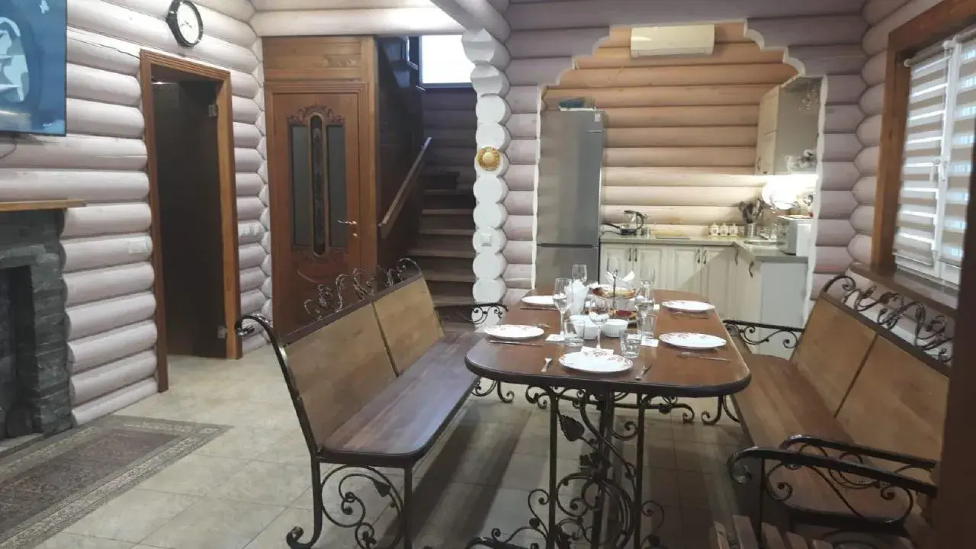 Частный дом с баней у озера