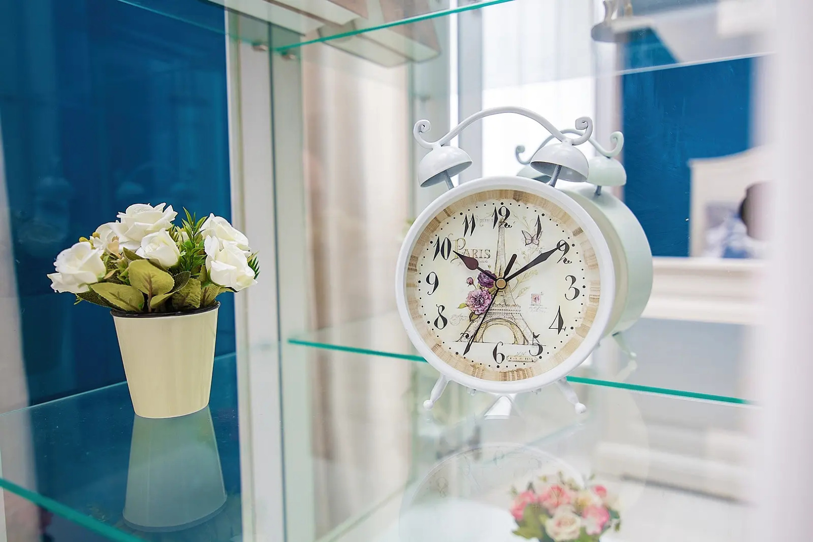 Апартаменты на Волжской набережной 26, с видом на Волгу. м.Стрелка. Сова-Дом