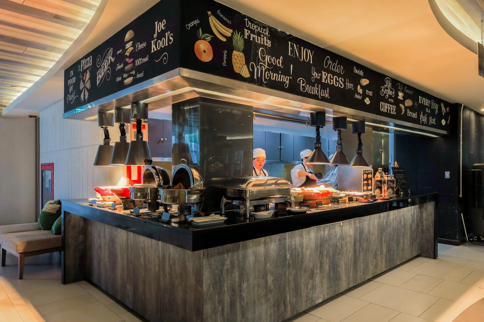 Отель Holiday Inn Resort Phuket Karon Beach by IHG