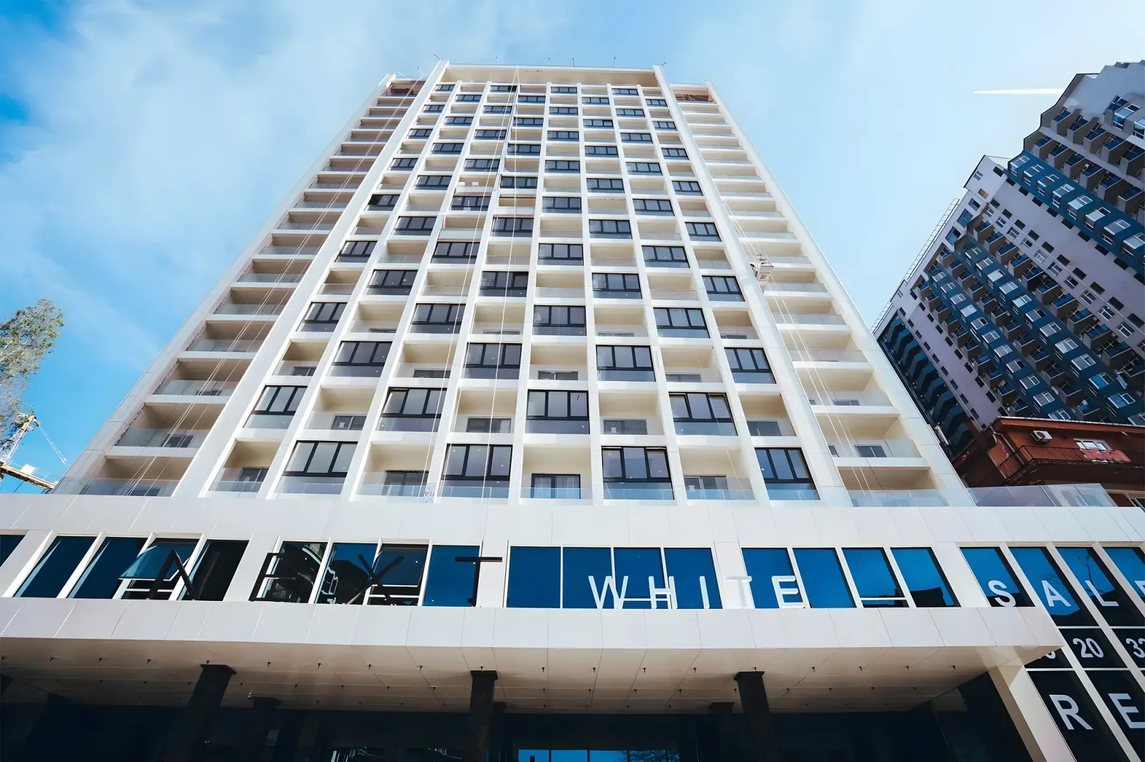 Апарт-отель Next White RightApart