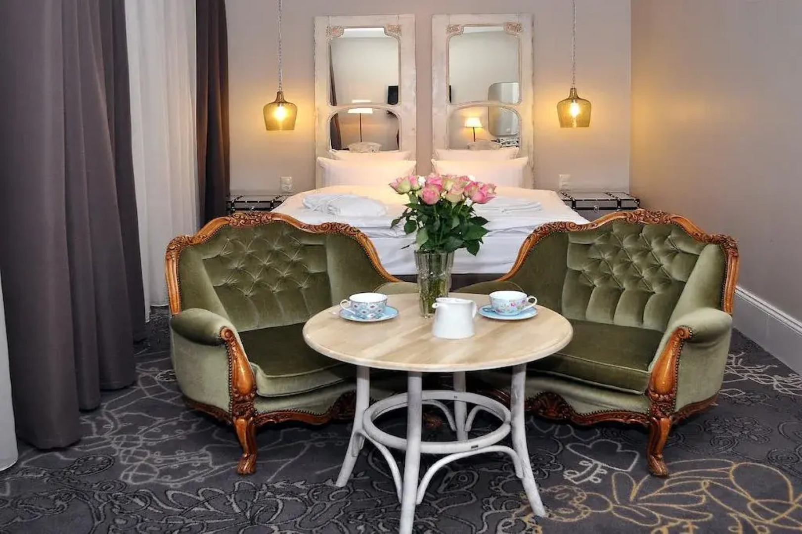 Отель Чайковский