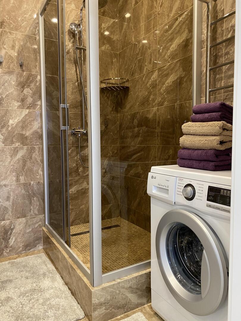 Апартаменты Люкс-Апарт Эстонская 9/4