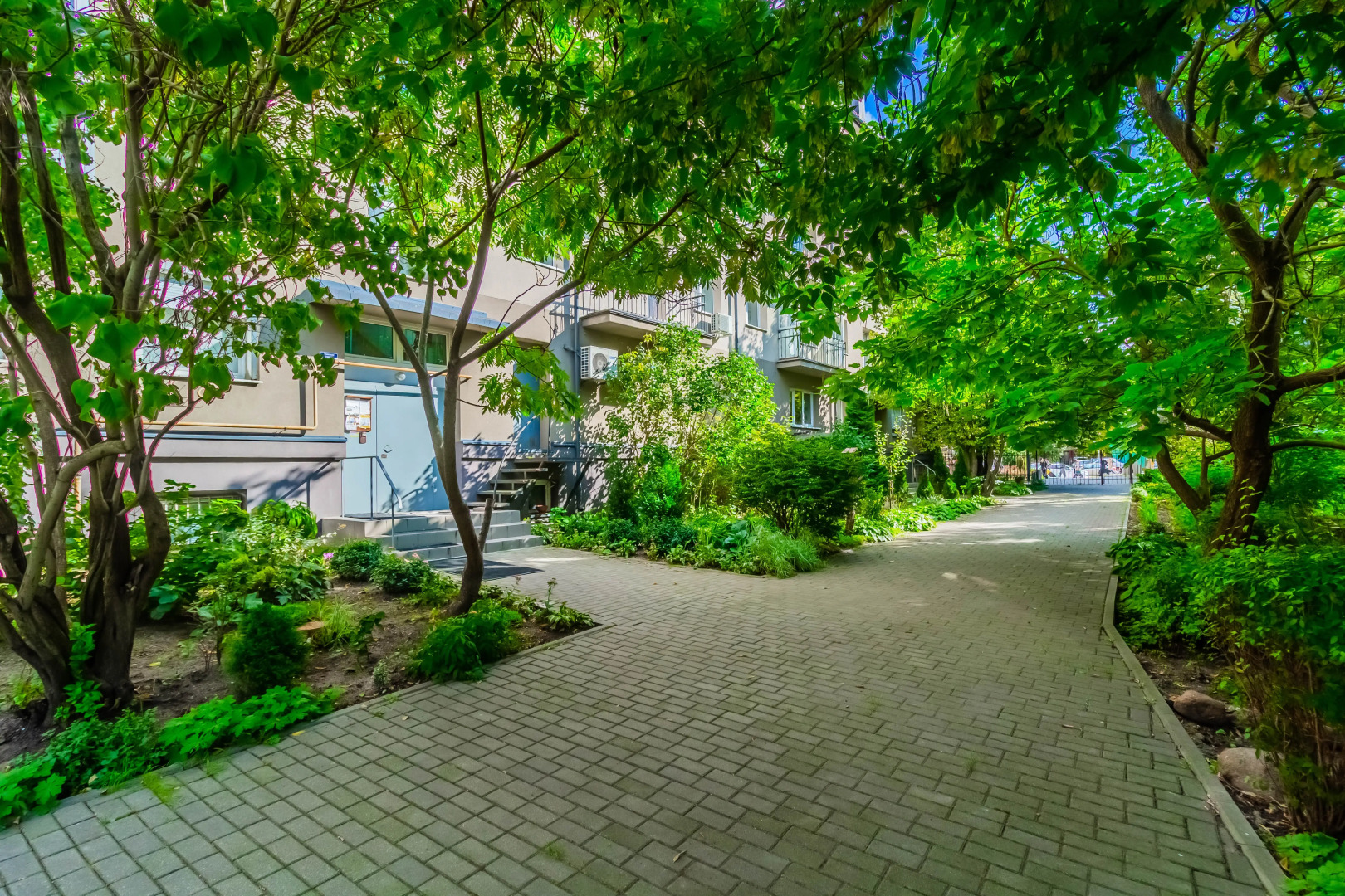 Апартаменты улучшенные в центре Гринн Сад