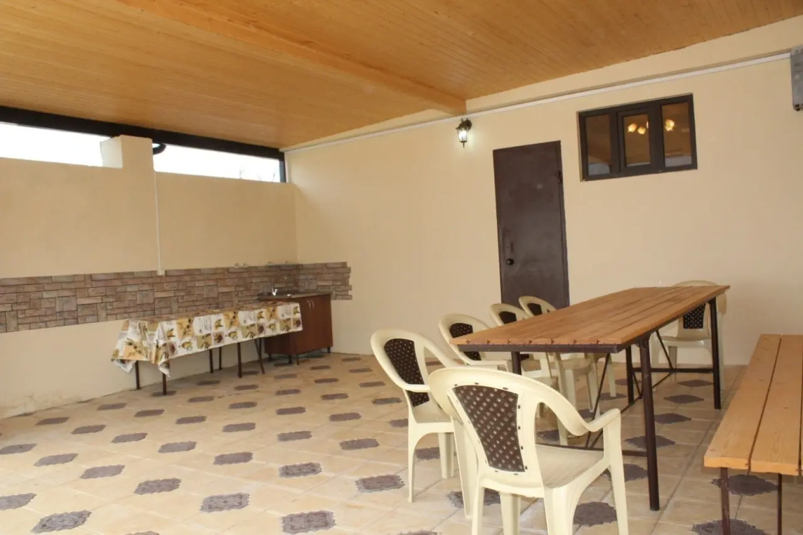 Частный дом в селе Хазар