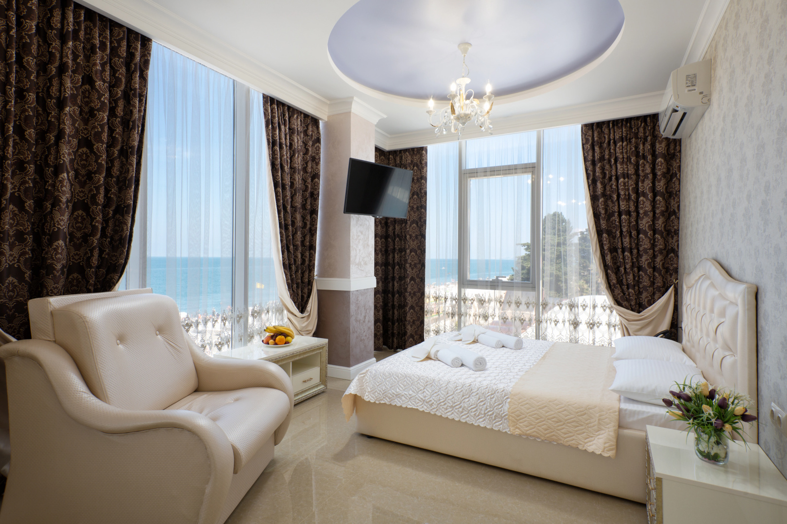 Отель Tropicana