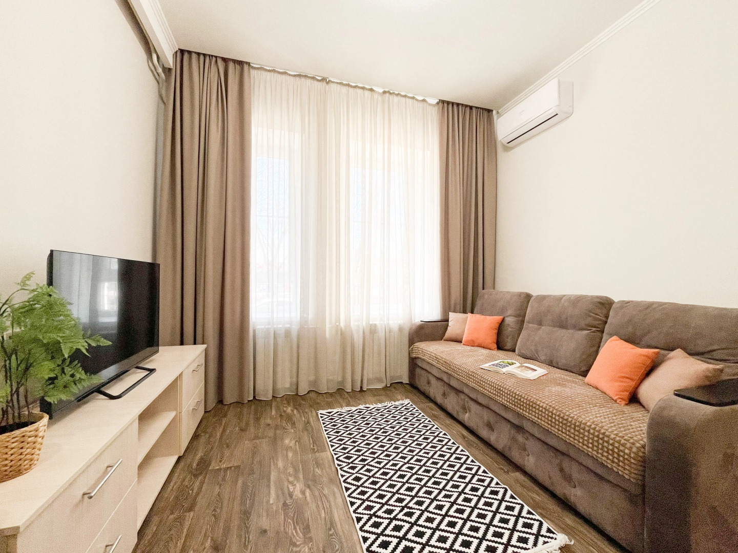 Апартаменты Добрые квартиры на Ленина 20