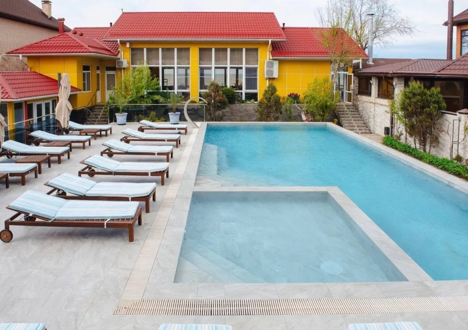 Отель Orange Sun