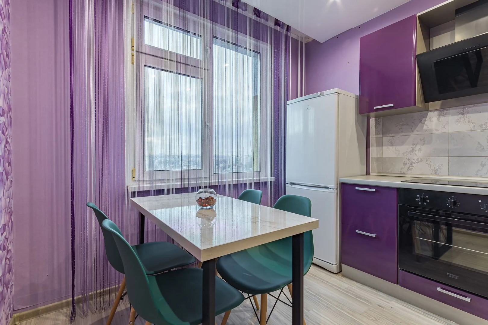 Апартаменты Стрелка на ул. Бурнаковская 51