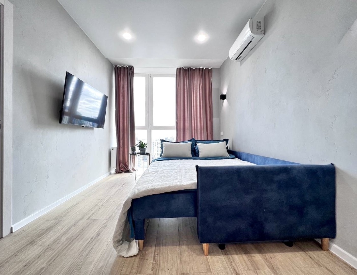 Квартира Саквояж