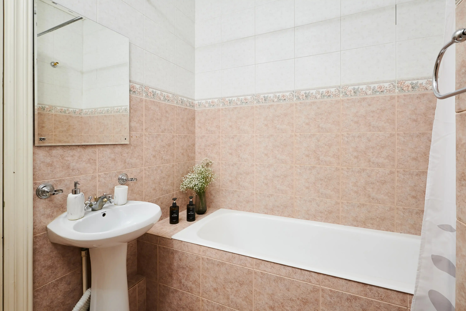 Квартира GM Apartments Шикарная Пятёрка с домашним кинотеатром