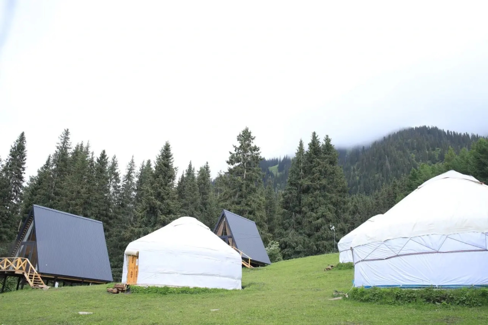 Guest house Zhyluu Suu