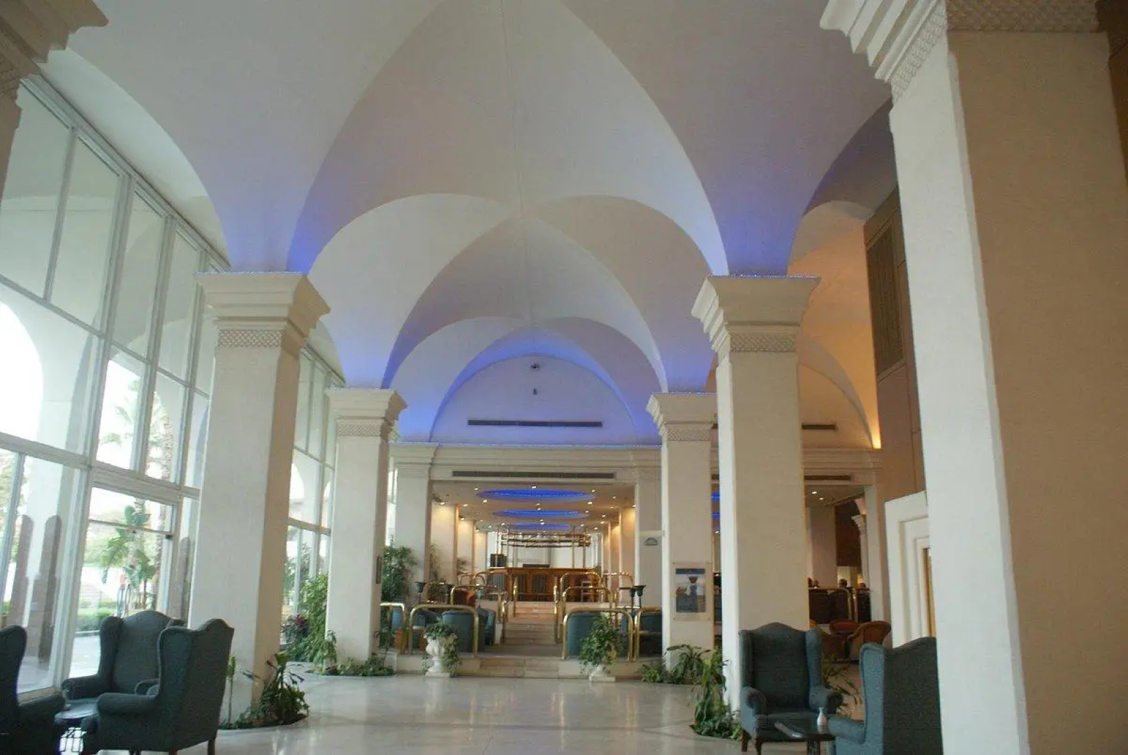 Курортный Отель Swiss Inn Pyramids Golf Resort