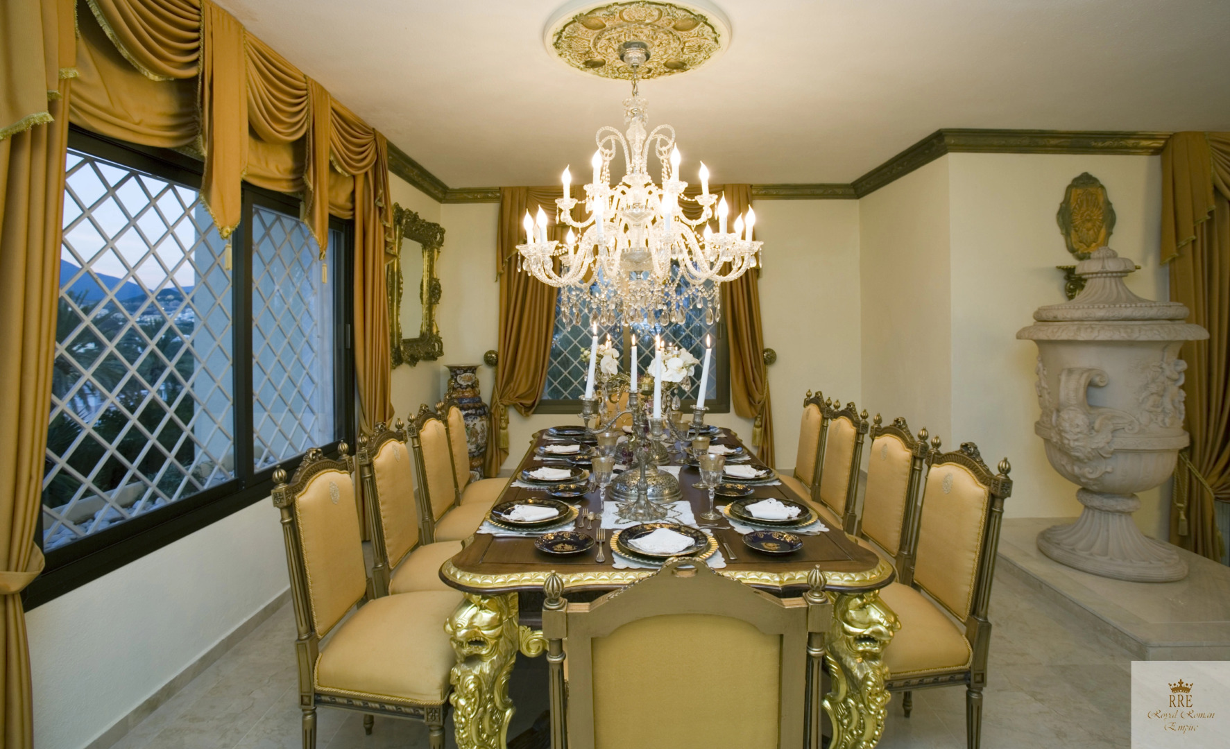 Вилла Royal Roman Empire