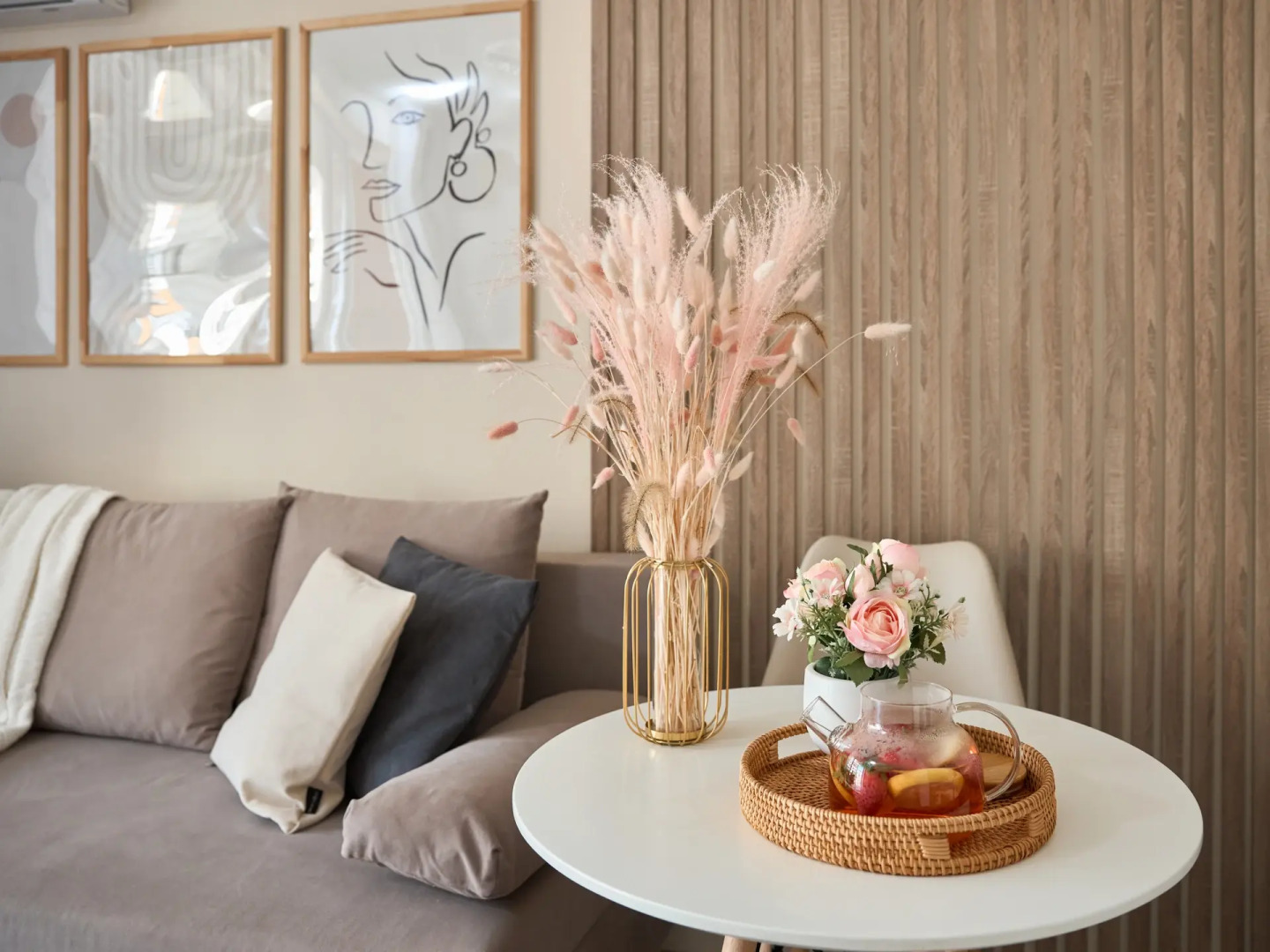 Квартира с боковым видом на море и горы в ЖК Каравелла Португалии