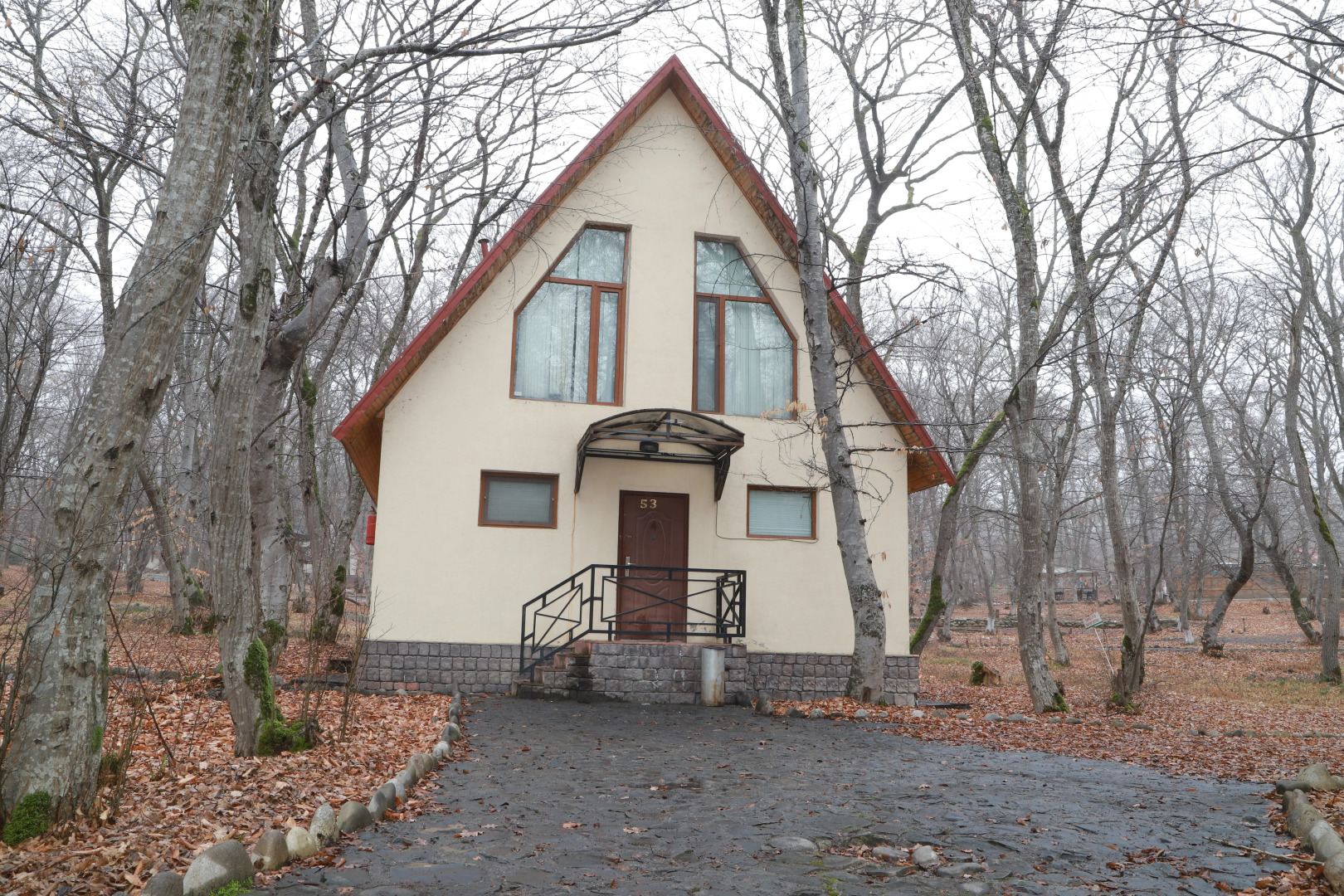 Отель Arena Gusar