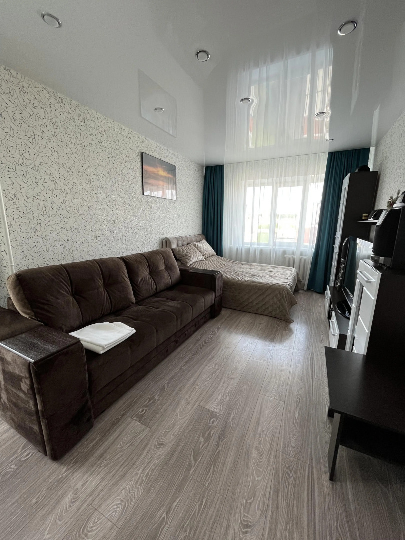 Однокомнатная квартира 40 кв.м на Набережной нефтяников 6