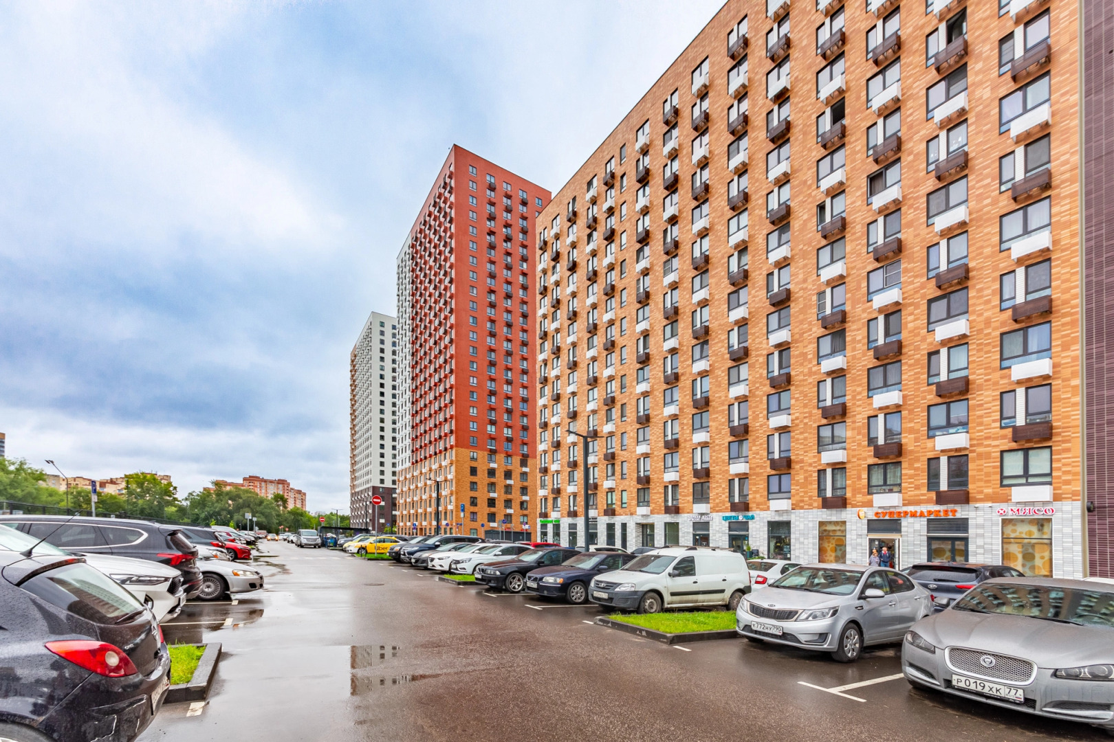 Квартира на 8 Марта 18