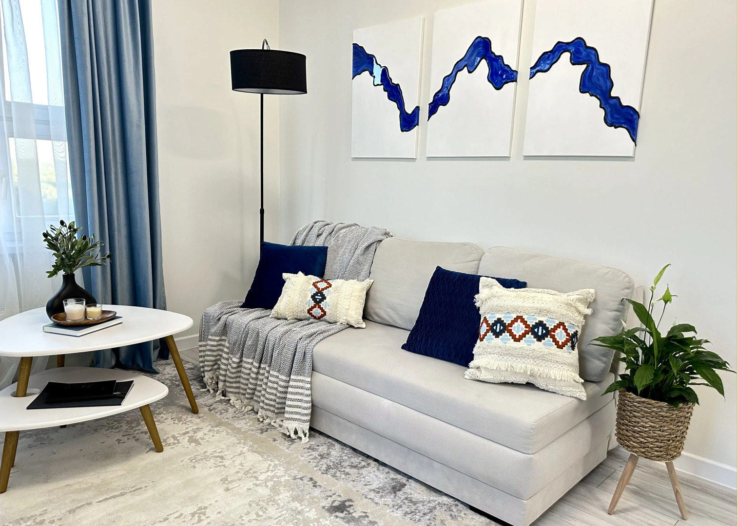 Апартаменты Вайт Studio от Home24