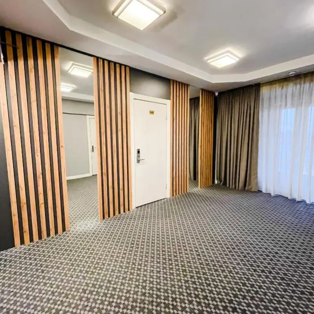 Отель Golden Palace