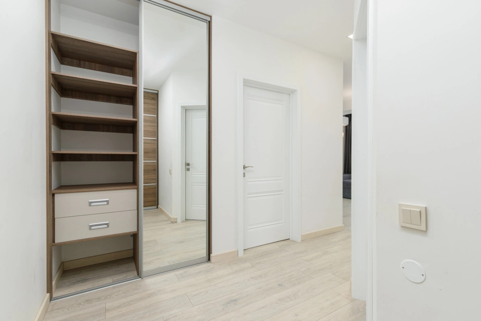 Апартаменты GeoApart Цветочная 30 9