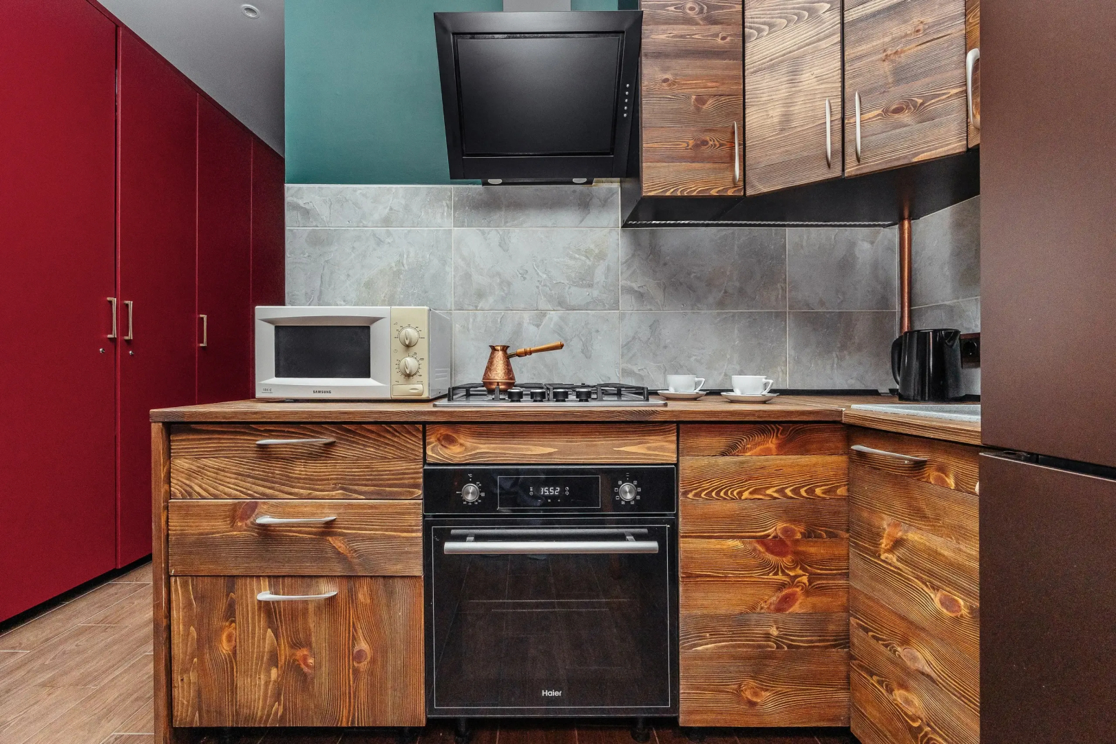 Апартаменты Дизайнерская студия около подъемника