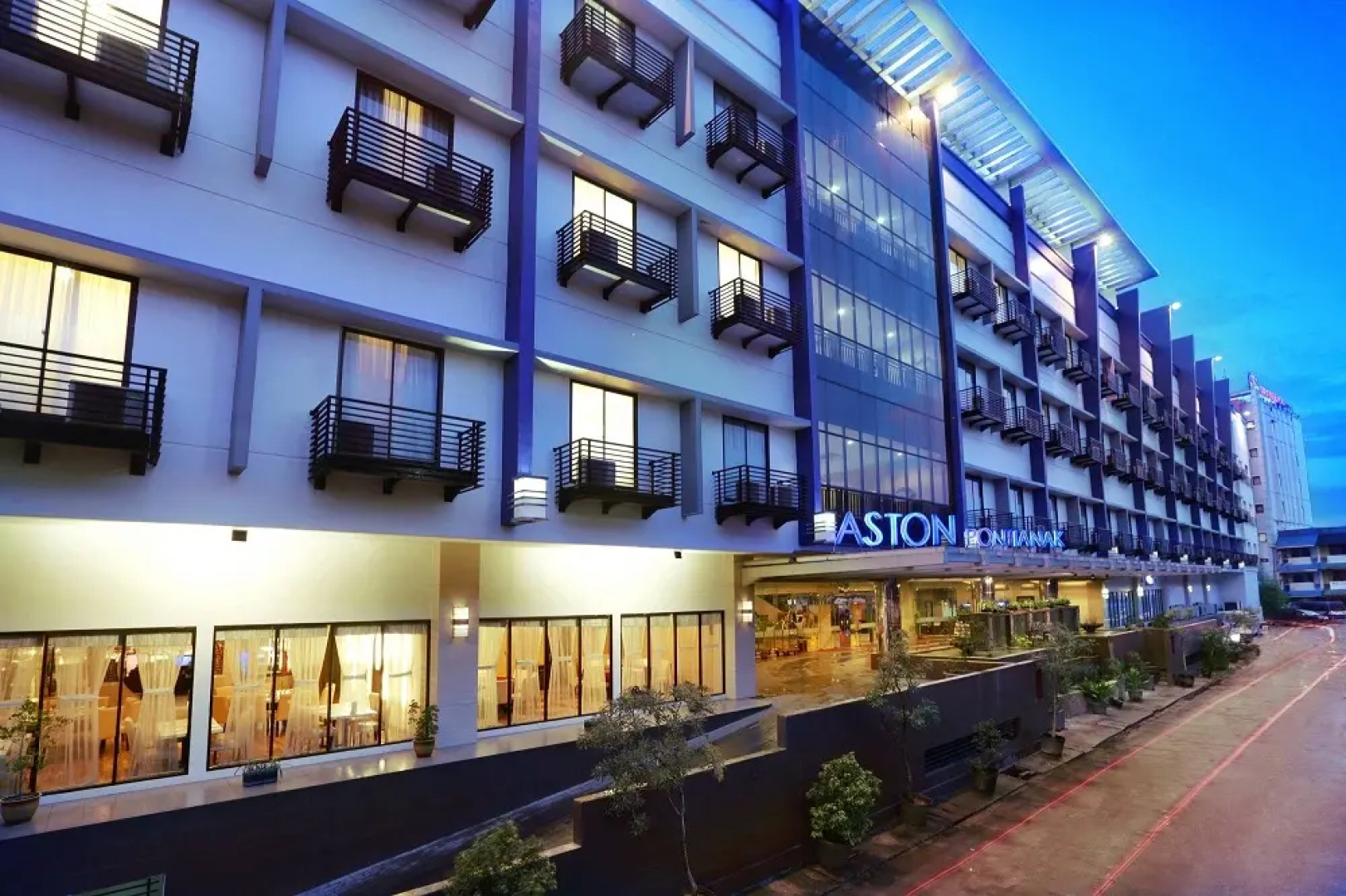 Aston Pontianak Hotel & Convention Center