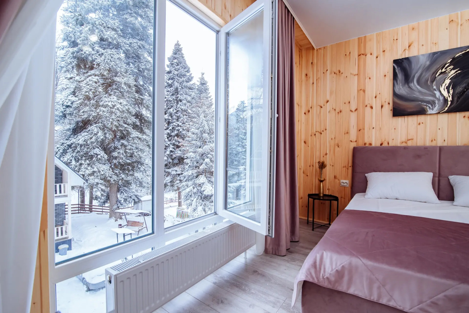 База Отдыха Hotel Brusnika