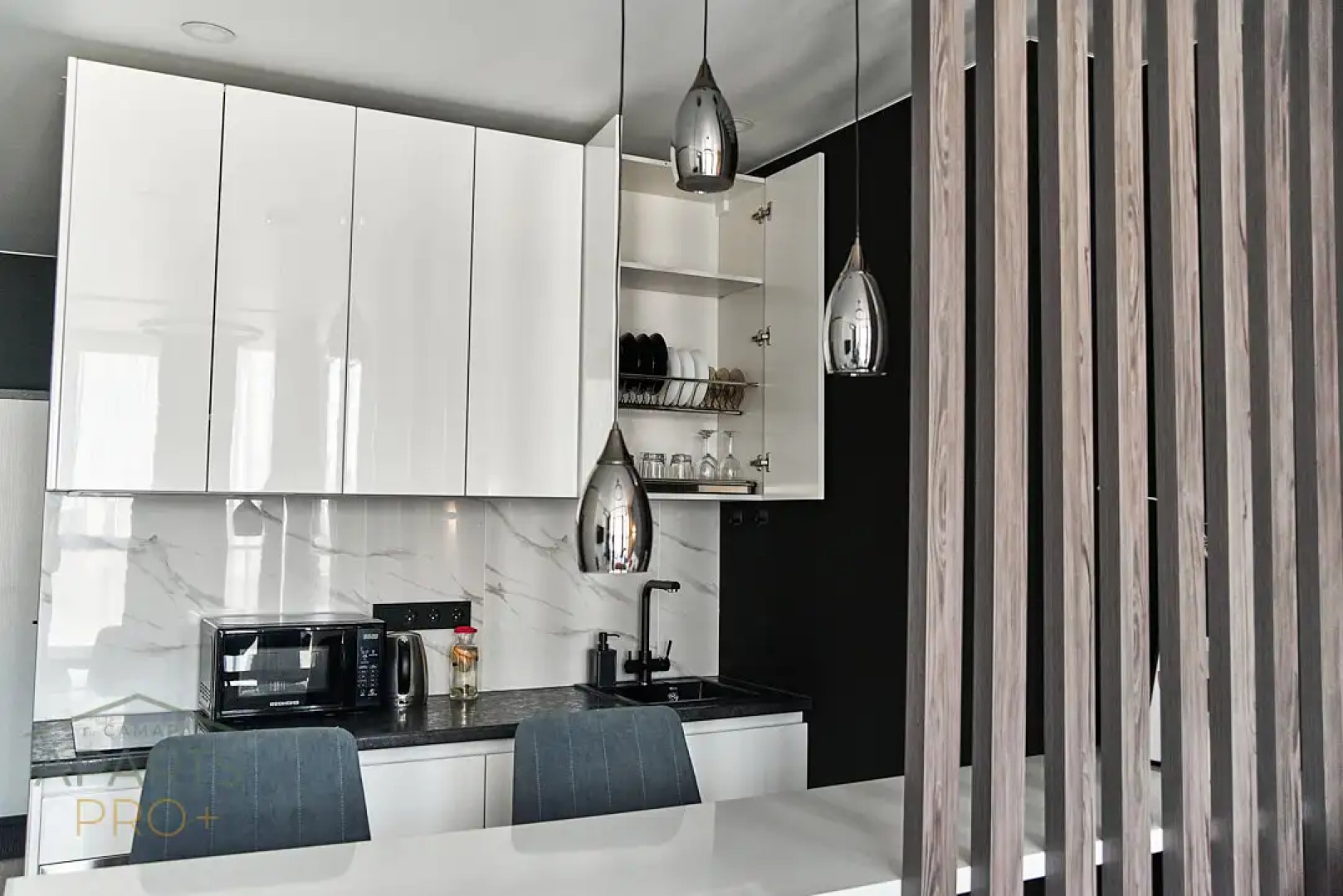 Квартира Aparts Pro Стильная видовая студия у Волги в ЖК Галактика на 12 этаже