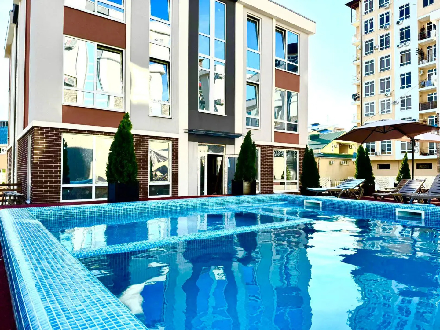 Квартира Изумрудная 38/1