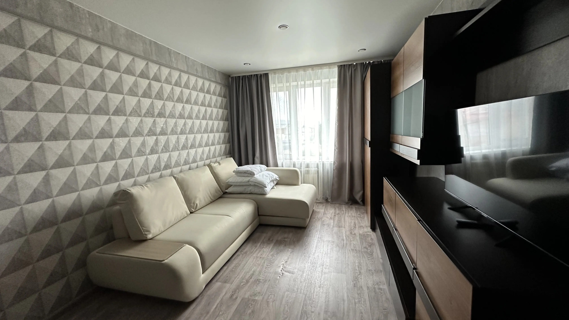 Уютная Чистая Квартира с Евроремонтом в Центре Города