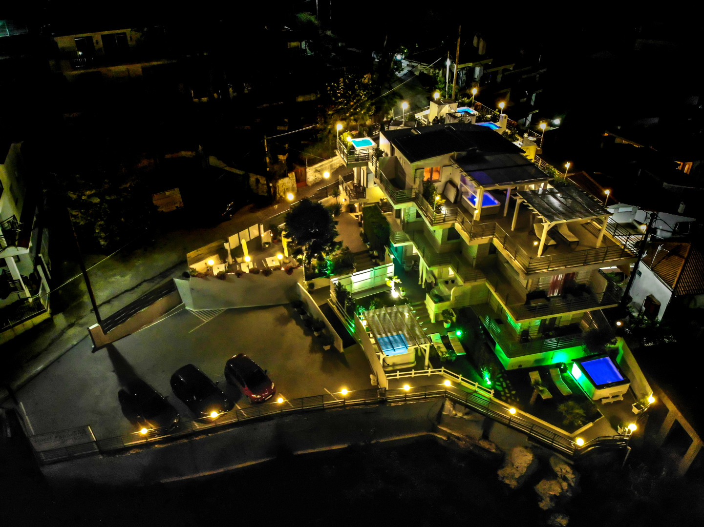 Отель Panorama Suites & Spa Adults Only