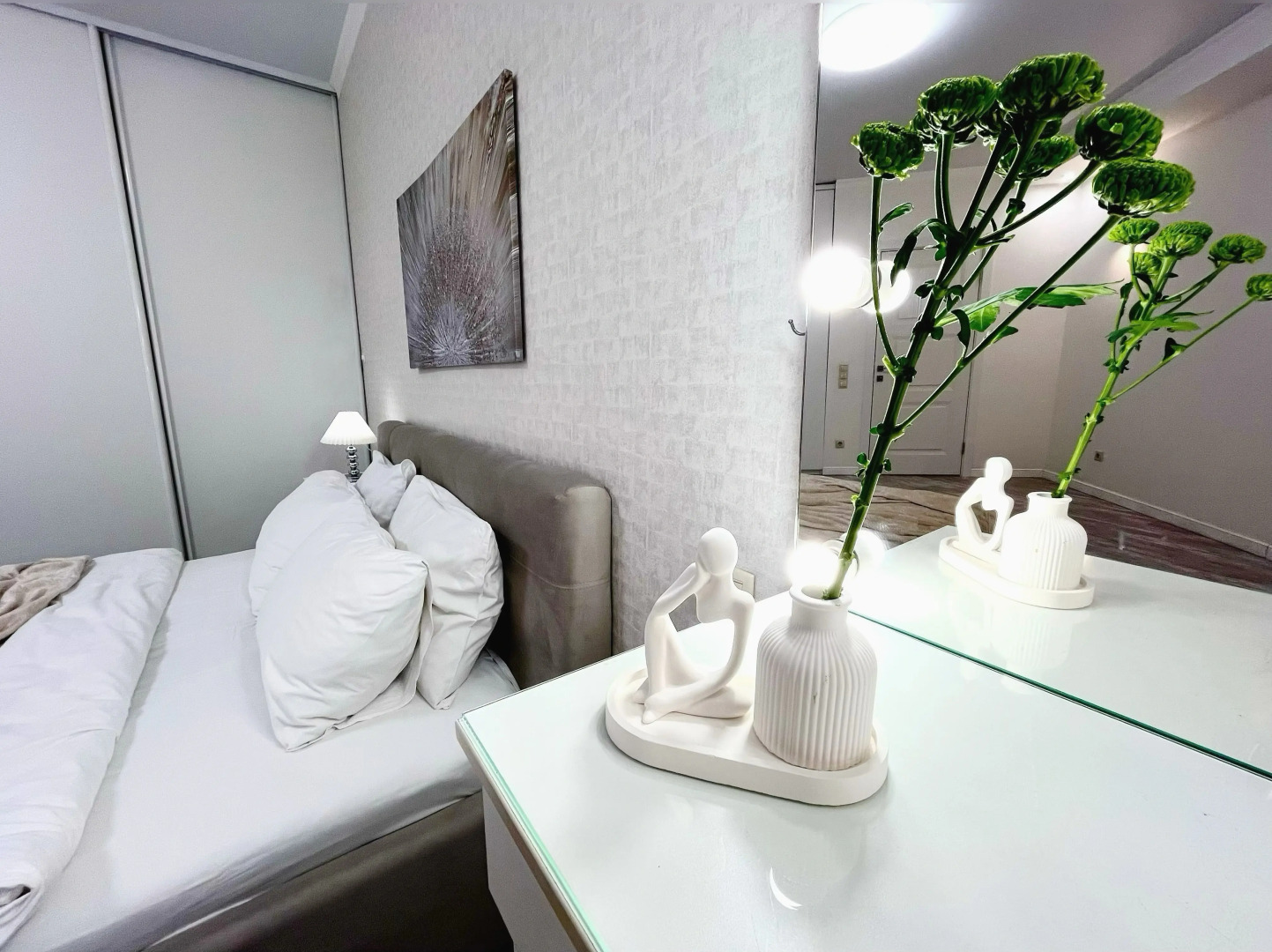 Квартира Неотель мансардная у Чернавского моста, Петровского сквера