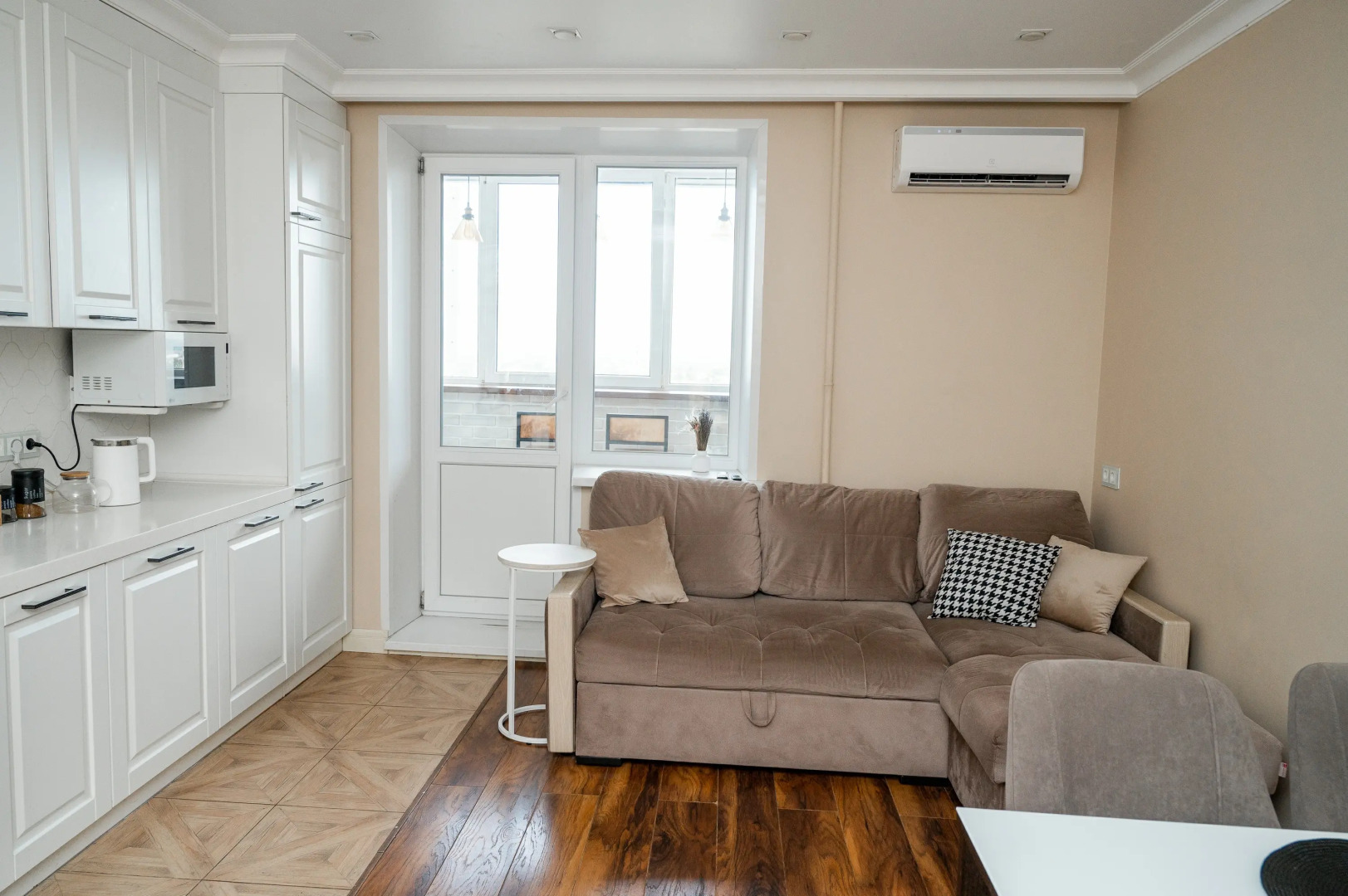 Апартаменты Панорама на Старый Город с 11 Этажа