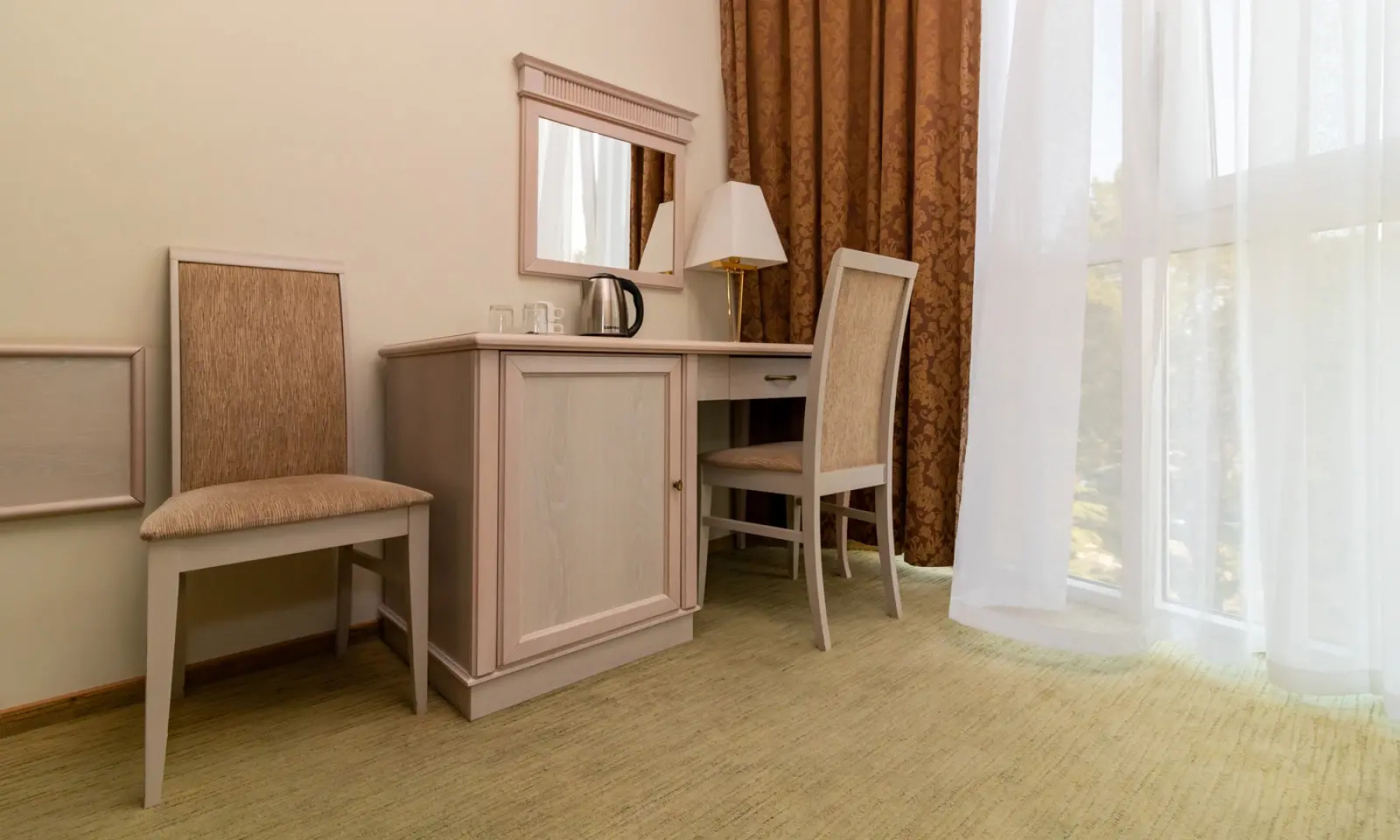 Пансионат Изумруд