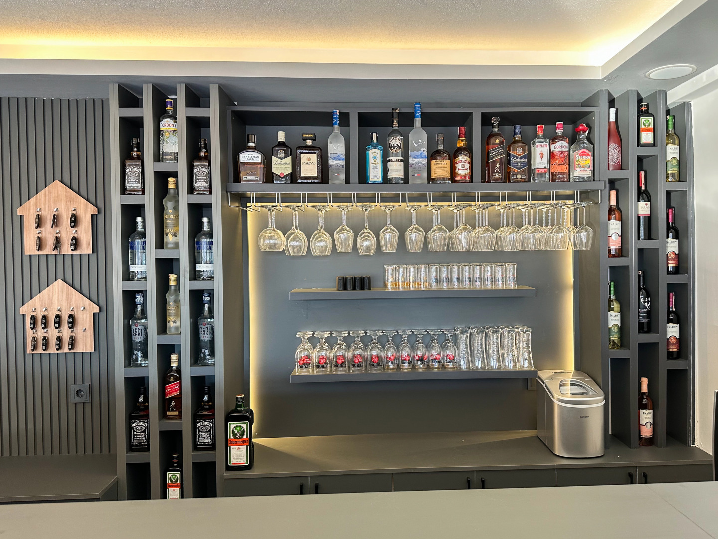 Отель Bed&Breakfast Marina Lora