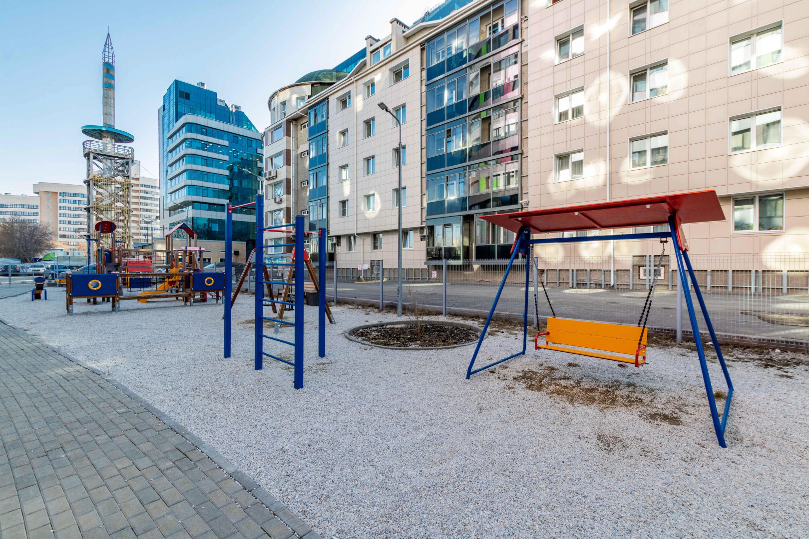 Апартаменты Stepanenkov на Степана Разина 2 (96/1)