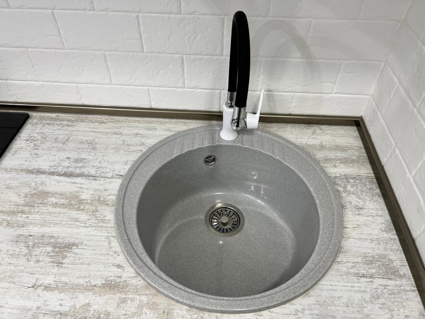 Апартаменты Stylish apt city center, Koghbatsi