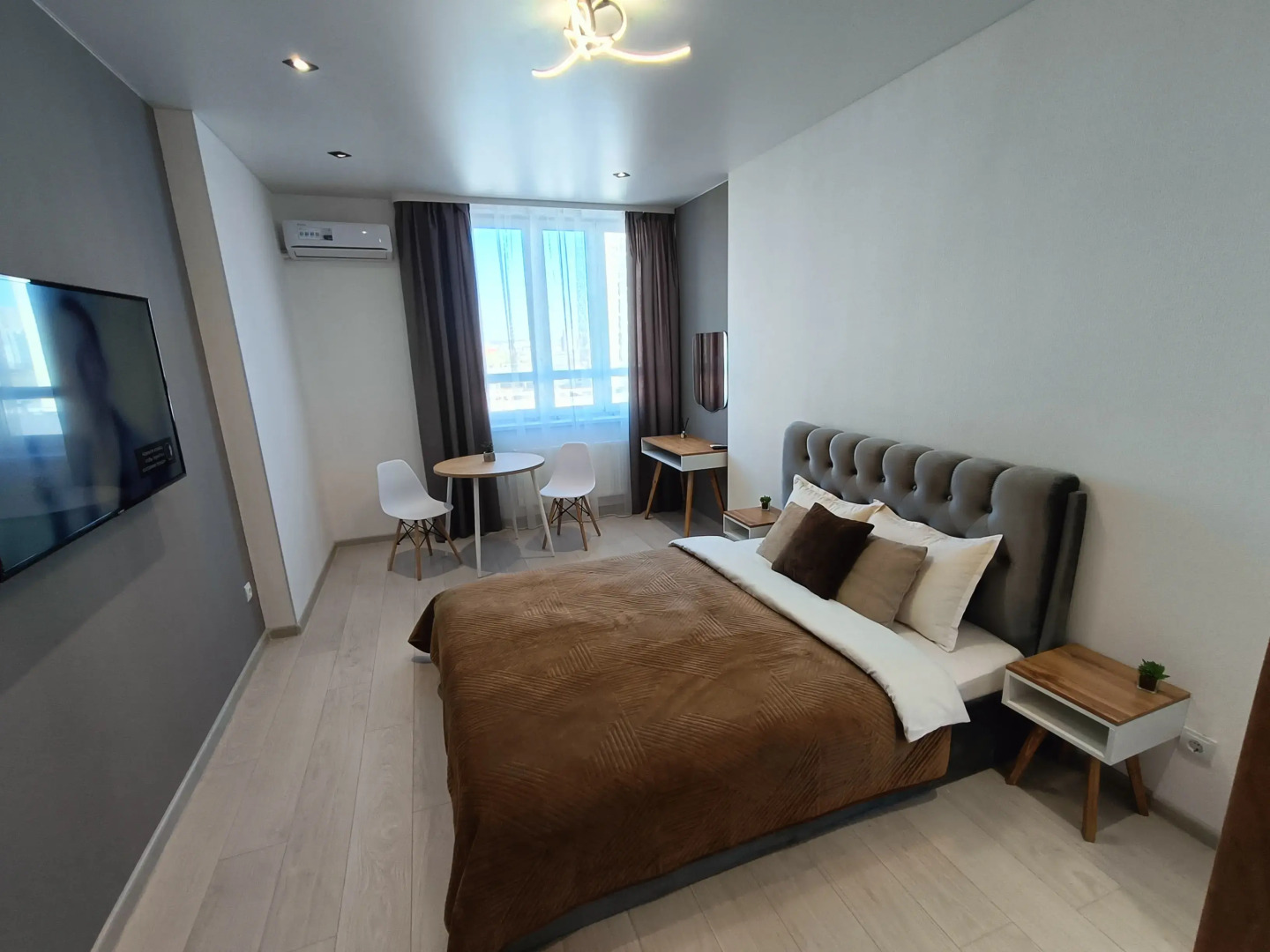 Апартаменты на Академика Сахарова, 79