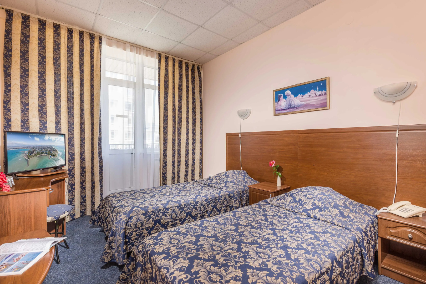 Отель Мирабель