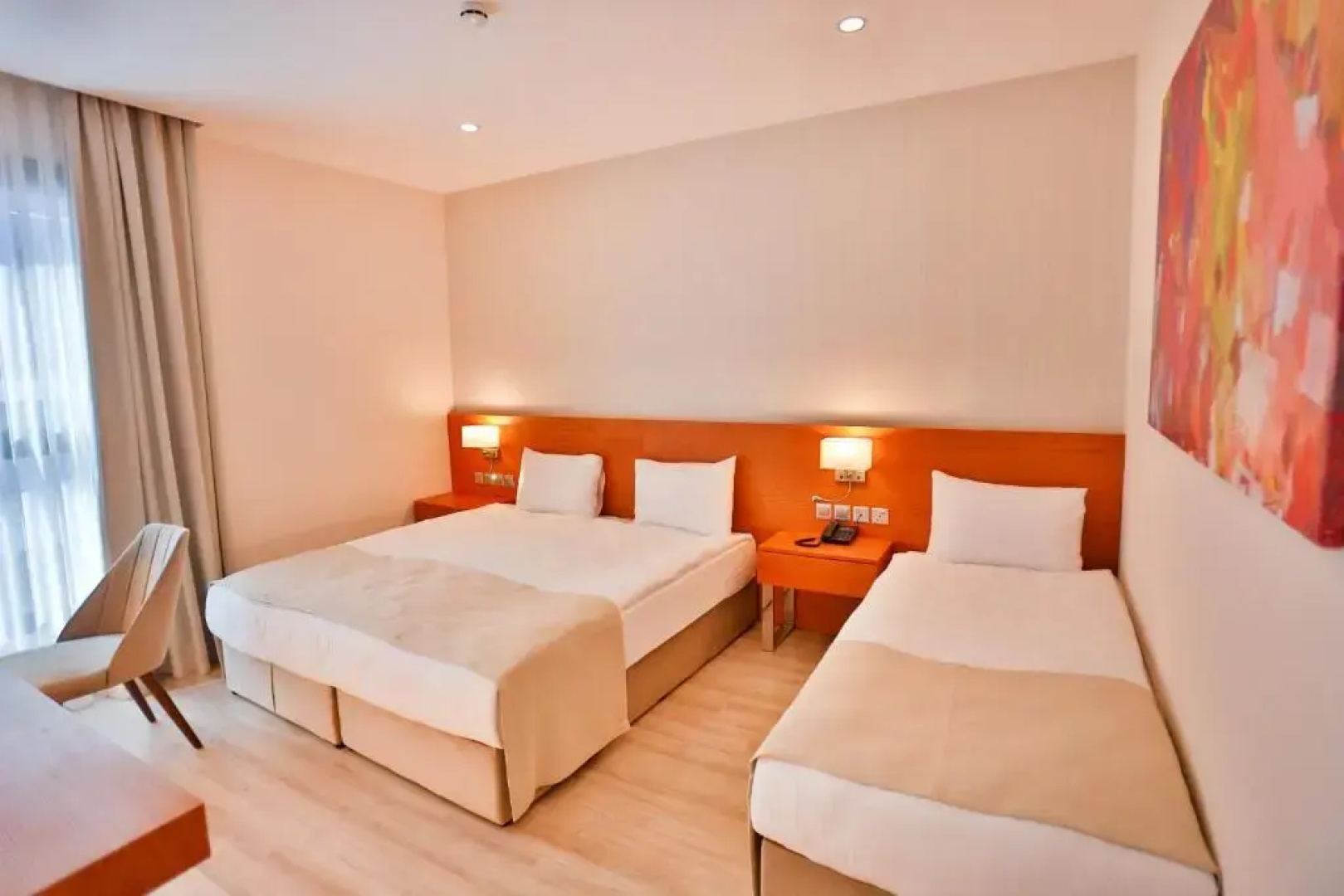 Отель Caddemm Inn