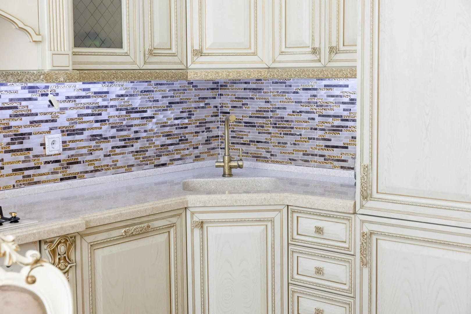 Апартаменты "Эленика" Роскошные у Озера в Махачкале