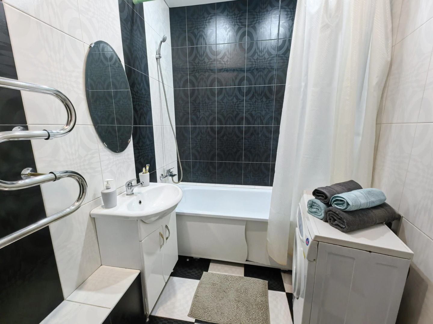 Апартаменты двухкомнатные на Нариманова 38