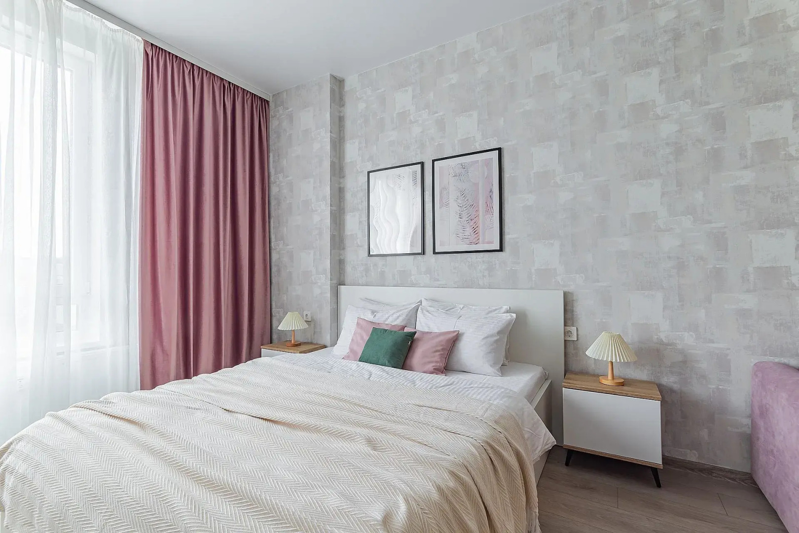 Апартаменты Просторная студия в центре на ул. Горького 23а Сова-Дом